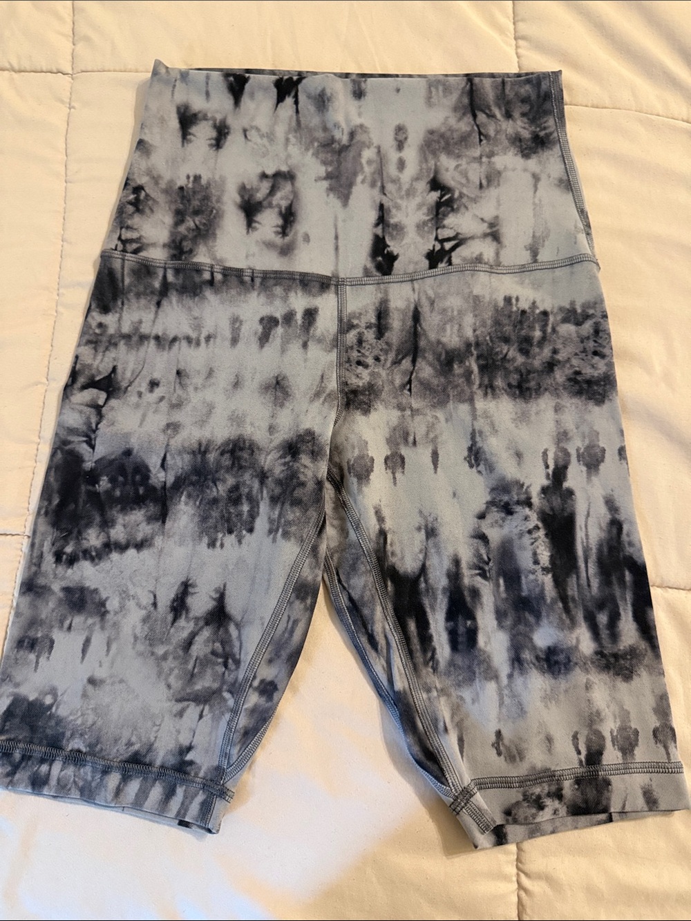 Lululemon Align Super High-Rise Active Biker Shorts
10” Inseam
